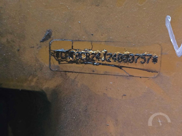 caterpillar-cb24b-image-25