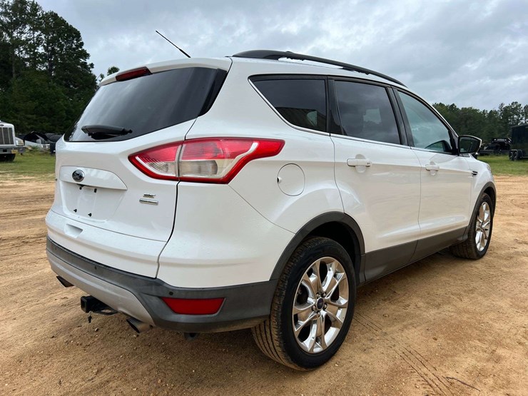 2014-ford-escape-se-image-3
