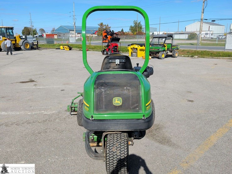 2015-john-deere-2500-image-6