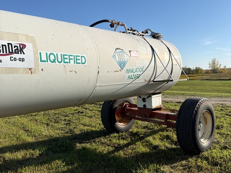 11-3.-1450-gallon-nh3-tank,-15-22.5-tires-image-10