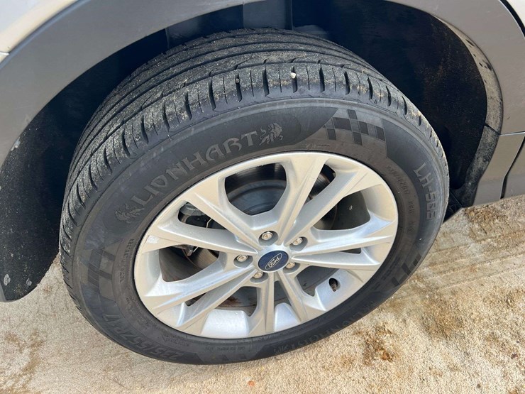 2019-ford-escape-image-26
