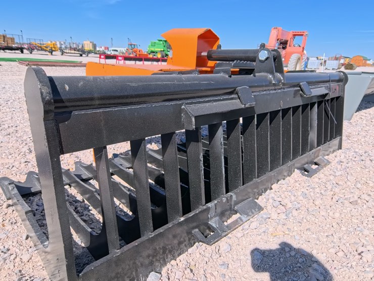 #3077-•-new-skid-steer-quick-attach-76-inch-skeleton-grapple-image-1