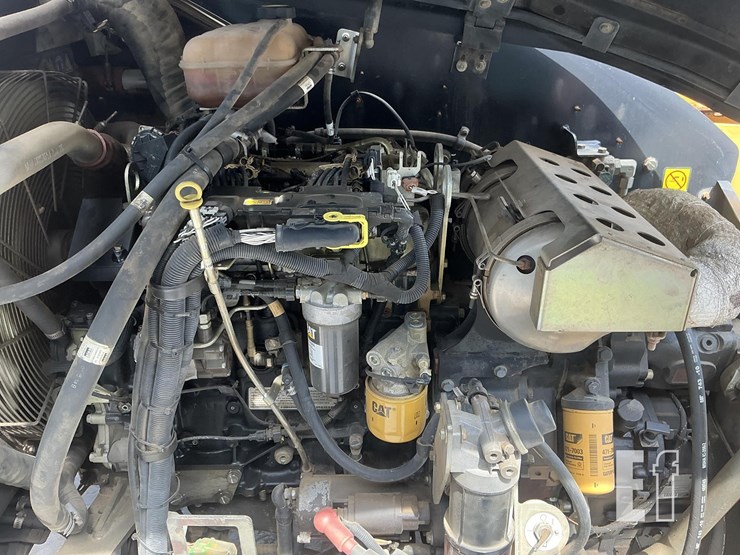 2014-caterpillar-th407c-image-15