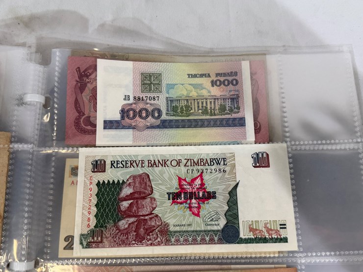 #40307-•-foreign-currency-bank-notes-image-142