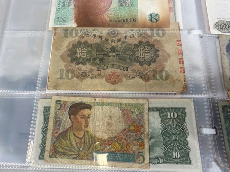 #40309-•-foreign-currency-bank-notes-image-135