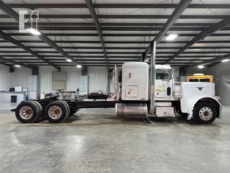 1994-peterbilt-378-image-6