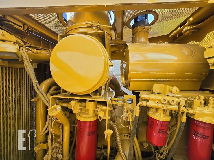 2007-caterpillar-d8t-image-21