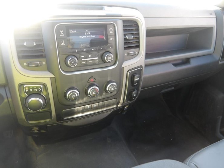 2015-dodge-ram-1500-image-20