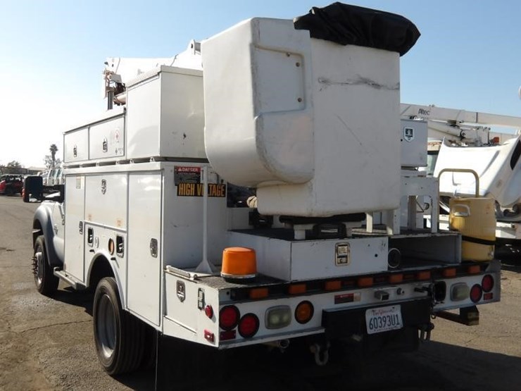 2015-ford-f550-xlt-image-4
