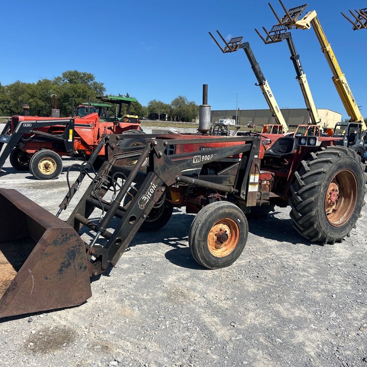 INTERNATIONAL 674