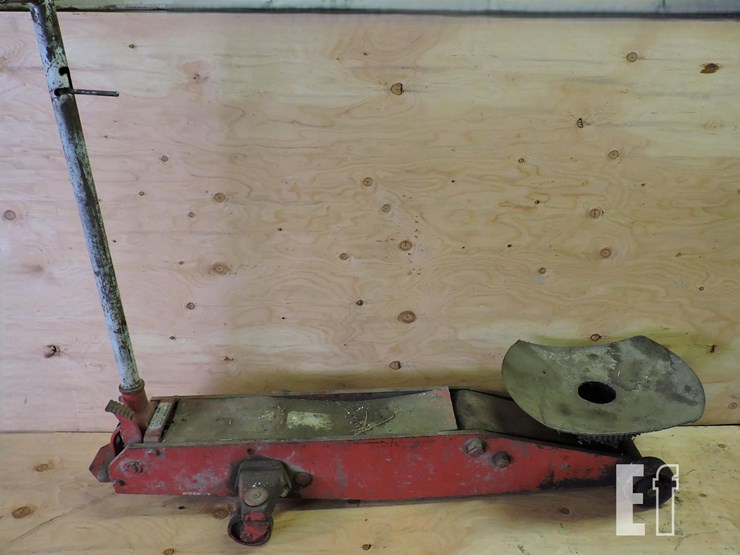 norco,-10-ton-hydraulic-floor-jack-image-1