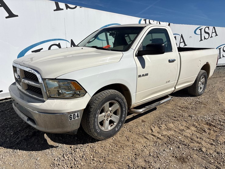 2009-dodge-1500-image-1