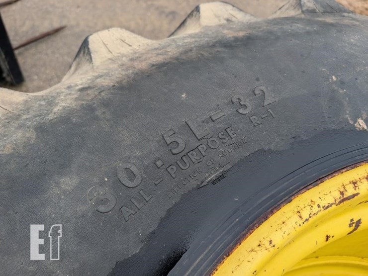 30.5-32-tires-image-4