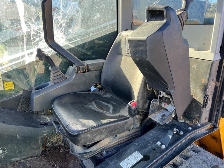 jcb-2ts-7t-image-16