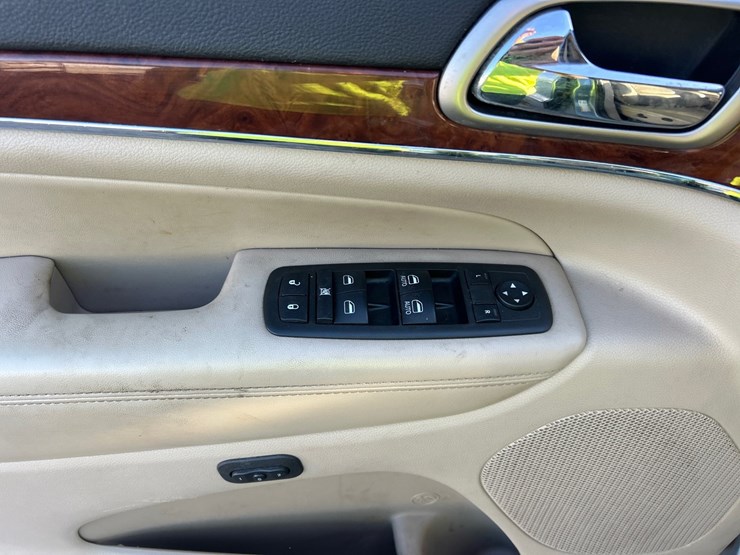 2012-jeep-grand-cherokee-image-44