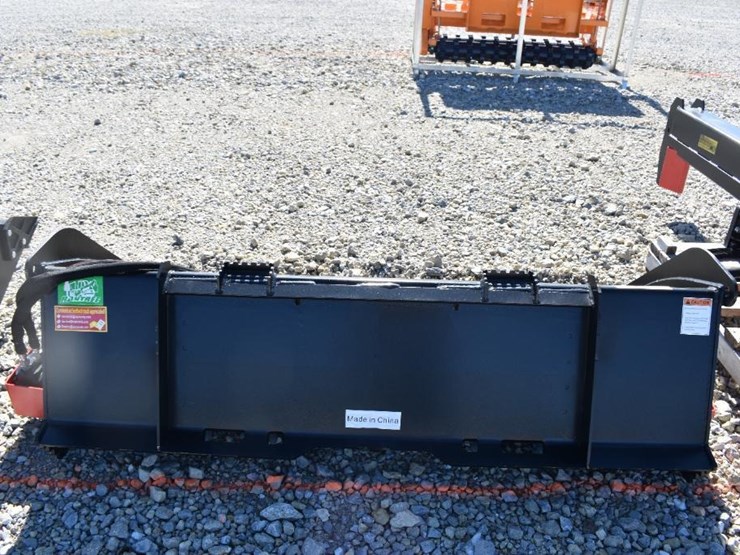 raytree-power-rake-bucket-attachment-49723-image-2