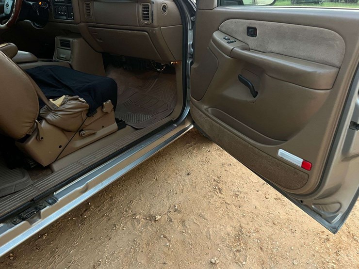 1999-chevrolet-silverado-1500-ls-image-22