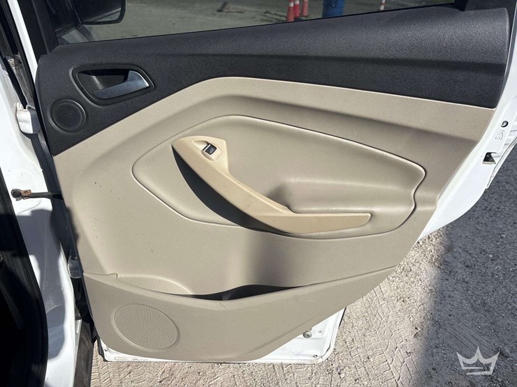 2017-ford-escape-image-24