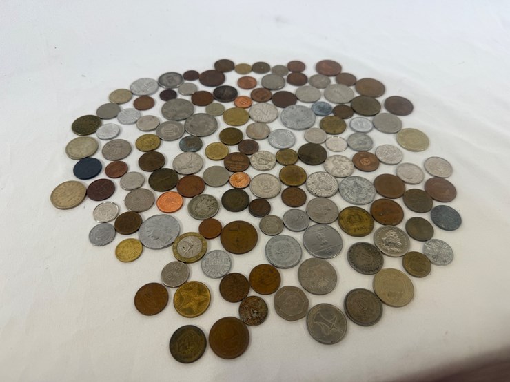 #40131-•-bag-of-misc-foreign-coins-image-2