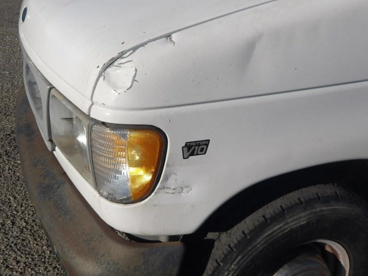 2002-ford-e350-image-7