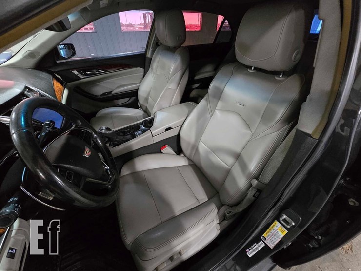 2016-cadillac-cts-image-9