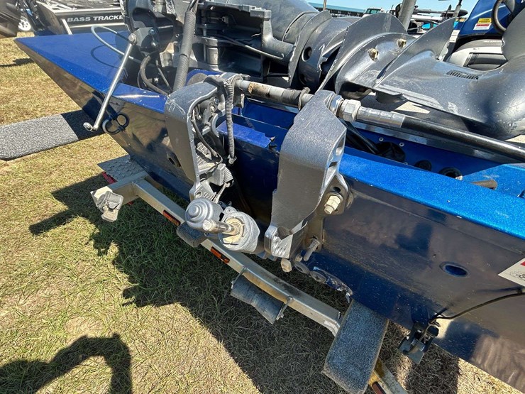 2015-aluma-craft-pro-175-aluminum-bass-boat-w/70-hp-yamaha-outboard-&-trailer-image-14