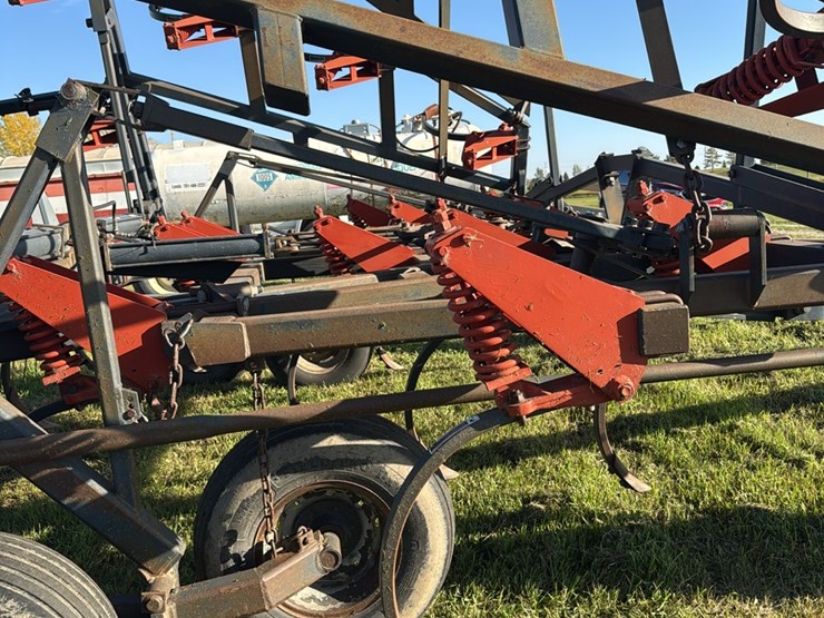35'-flex-coil-chisel-plow,-floating-hitch,-very-good-harrows-image-21