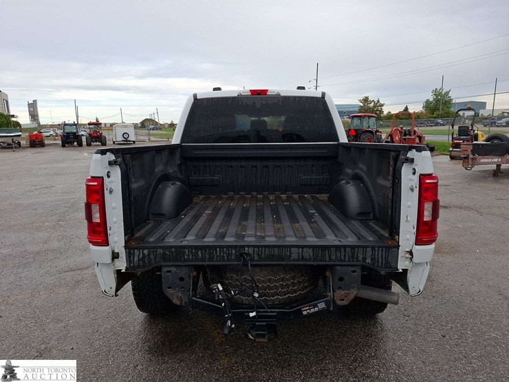 2021-ford-f150-image-6
