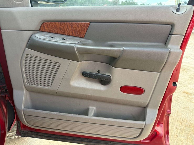 2007-dodge-1500-image-27
