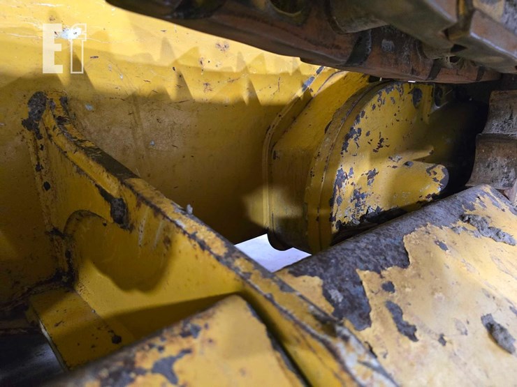 2022-deere-650k-lgp-image-26