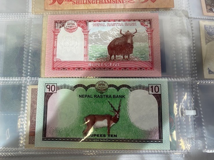 #40311-•-foreign-currency-bank-notes-image-155