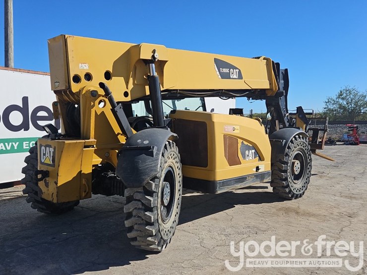2014-caterpillar-tl1055c-image-5