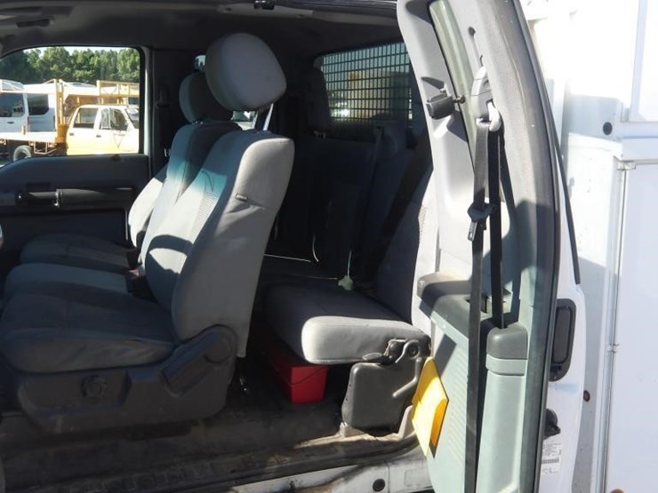 2015-ford-f450-xlt-image-26