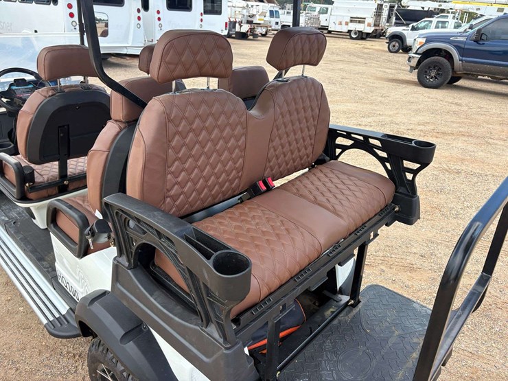 2026-sd-lanch-street-legal-6-seater-golf-cart-w/-on-board-charger-image-14