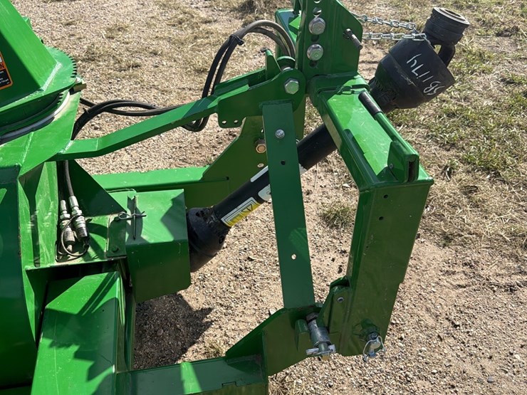 frontier-model-sb1174-like-absolutely-brand-new-3-point-snow-blower,-hydraulic-chute,-john-deere-jiffy-hitch,-none-nicer,-check-photos-image-41