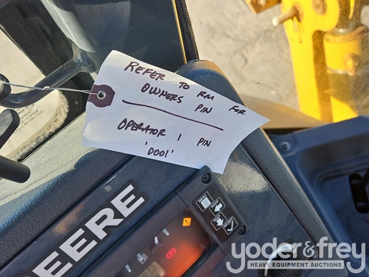 2018-deere-410l-image-47