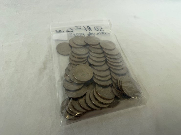 #40147-•-(50)-1970s-dollar-coins-image-12