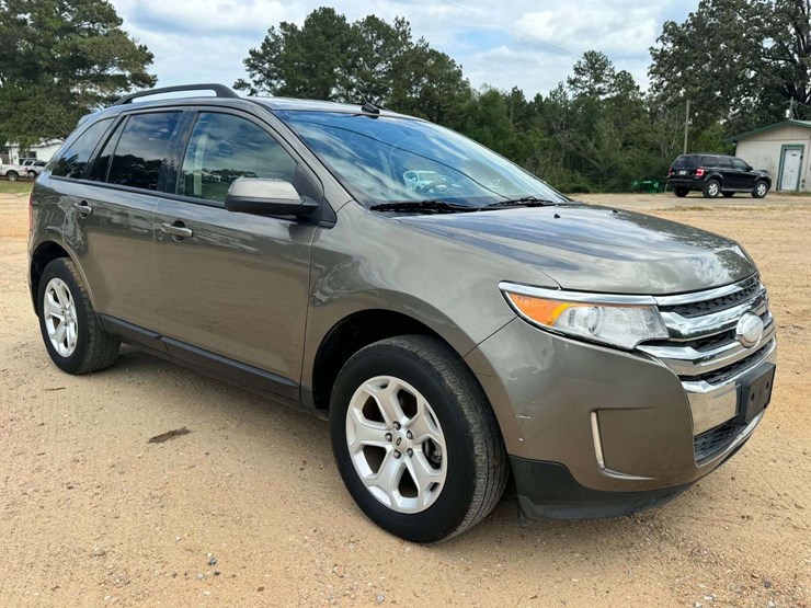 2014-ford-edge-image-7
