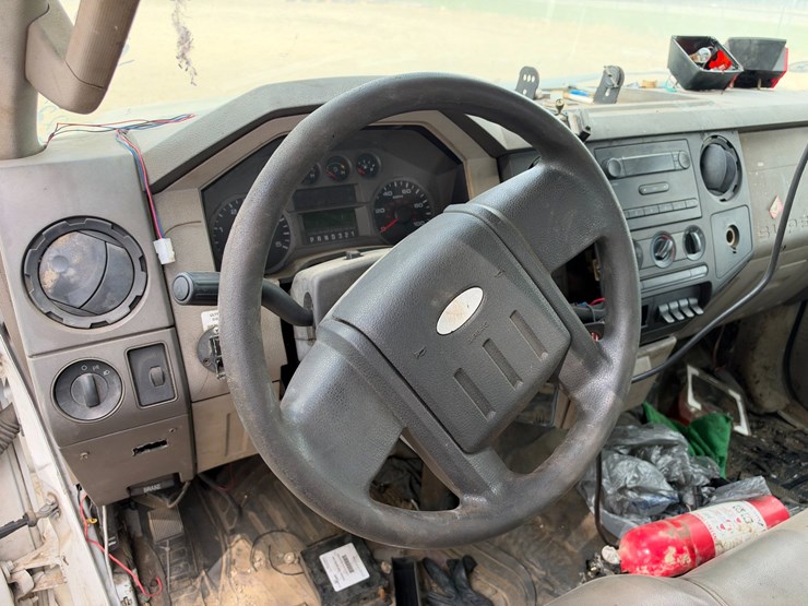 2007-ford-f350-image-17