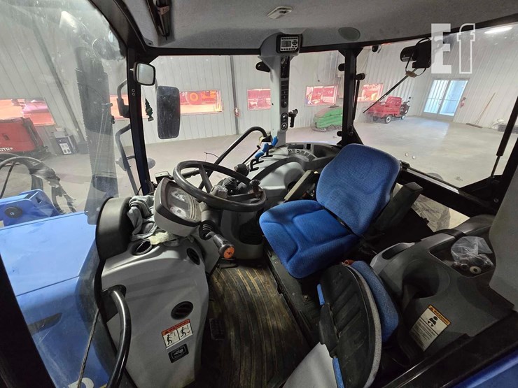 2016-new-holland-ts6.130-image-10