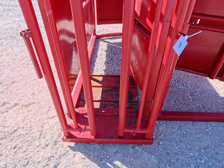 #2075-•-ranchers-livestock-equipment-calving-pen/-tub-image-14
