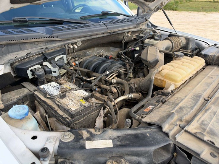 2019-ford-f150-xlt-image-8