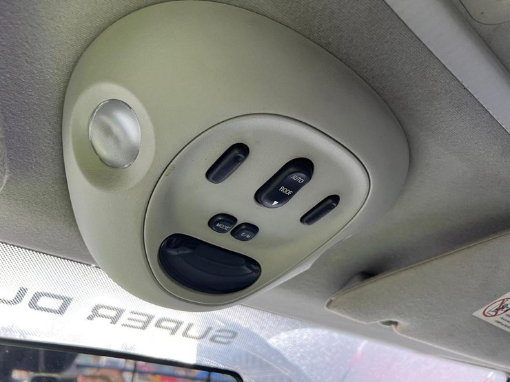 2004-ford-f350-image-22