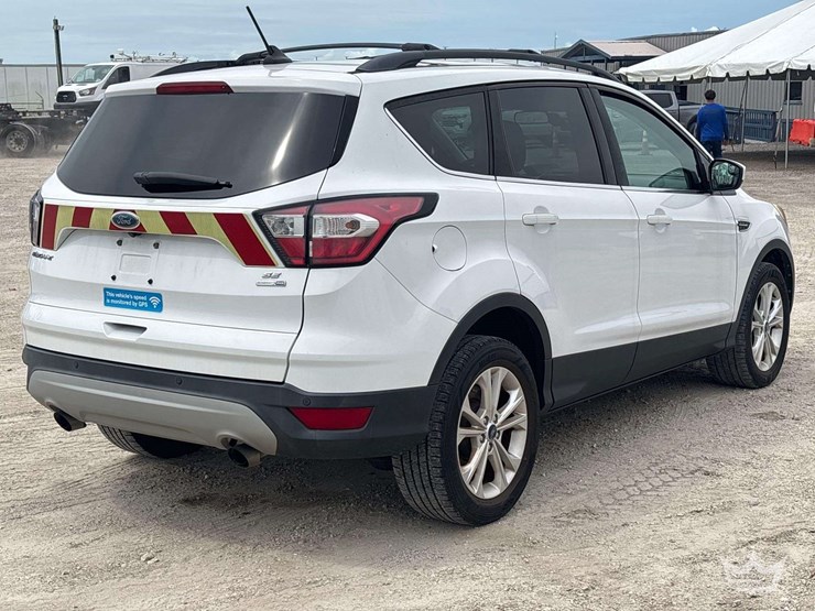 2018-ford-escape-image-3