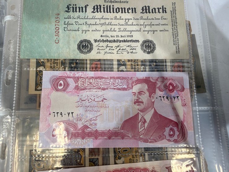 #40309-•-foreign-currency-bank-notes-image-24