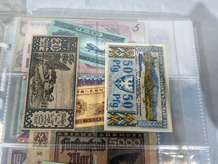 #40310-•-foreign-currency-bank-notes-image-43