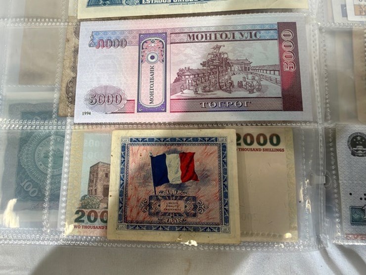 #40311-•-foreign-currency-bank-notes-image-131