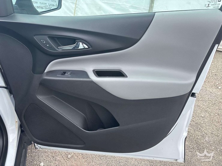 2019-chevrolet-equinox-image-28