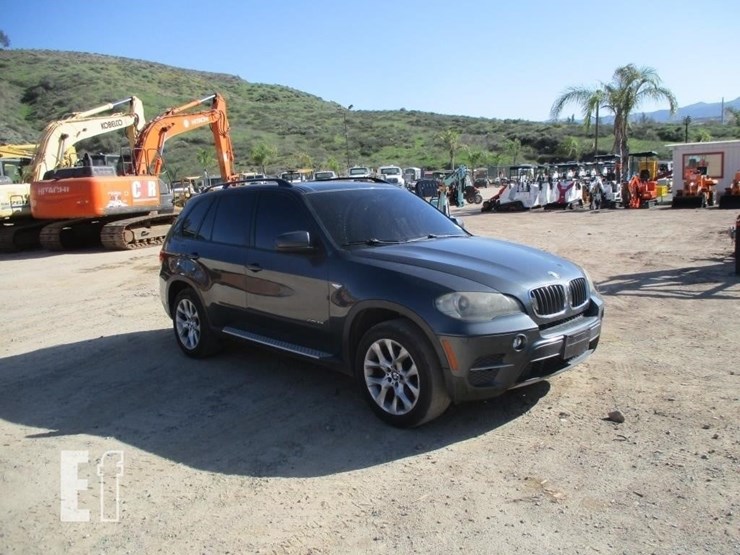 2011-bmw-x5-image-2