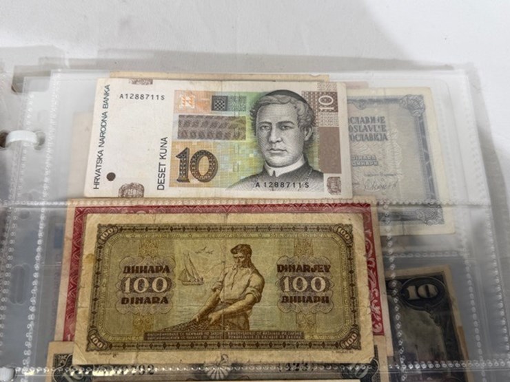 #40308-•-foreign-currency-bank-notes-image-68